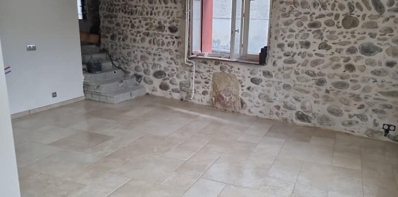 Taille de pierre Pau